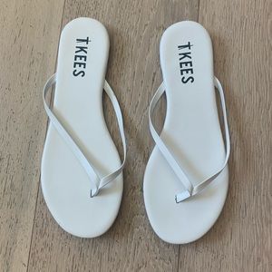 WORN ONCE TKEES SANDALS